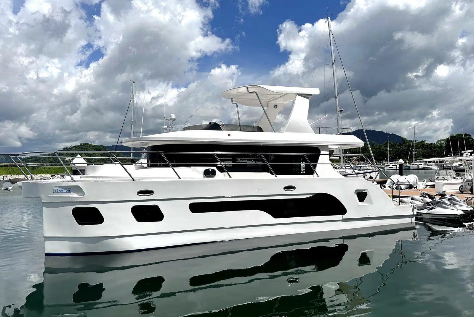 Motor yacht at a Gold Coast marina